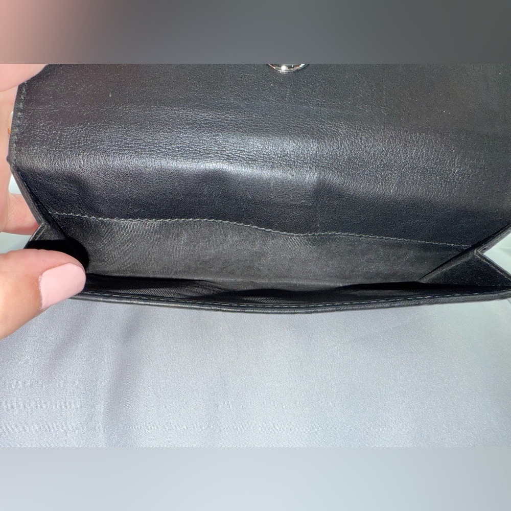 100% Authentic Gucci GG Black Leather Long Bi-Fold Wallet - Picture 8 of 13